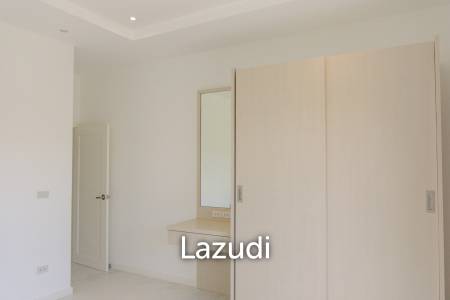 New 3 bed pool villa on a large corner plot