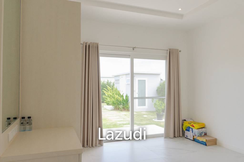 New 3 bed pool villa on a large corner plot