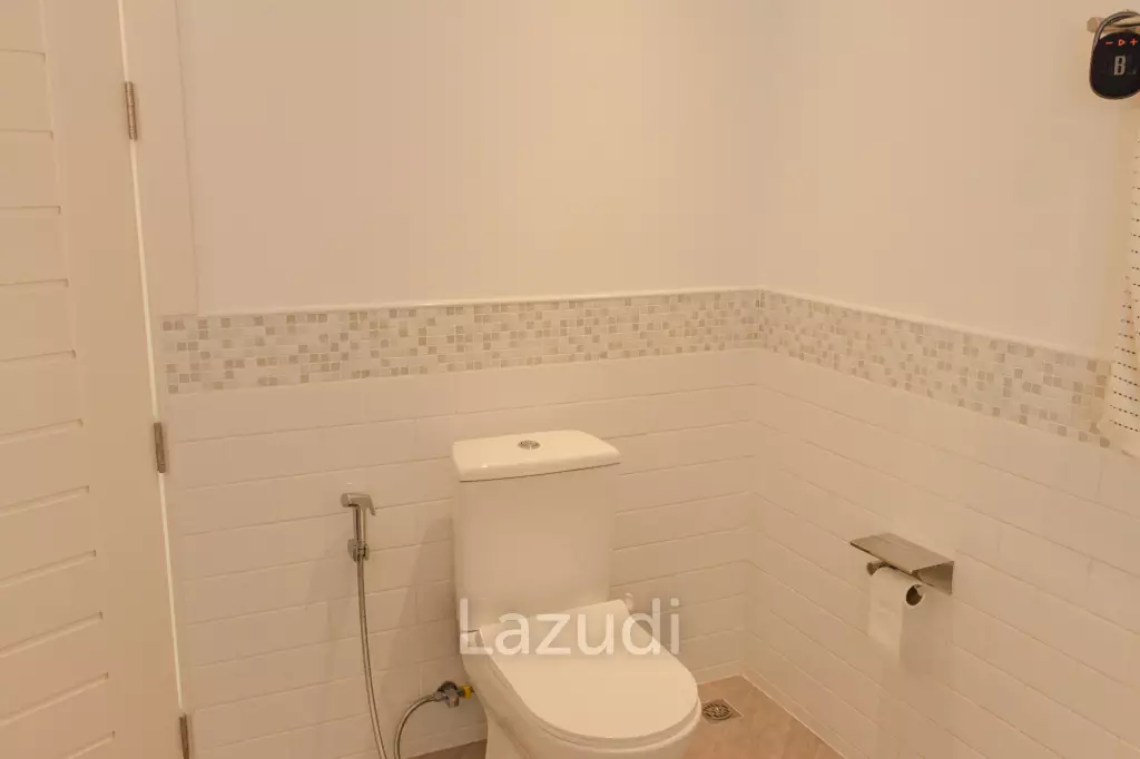 New 3 bed pool villa on a large corner plot