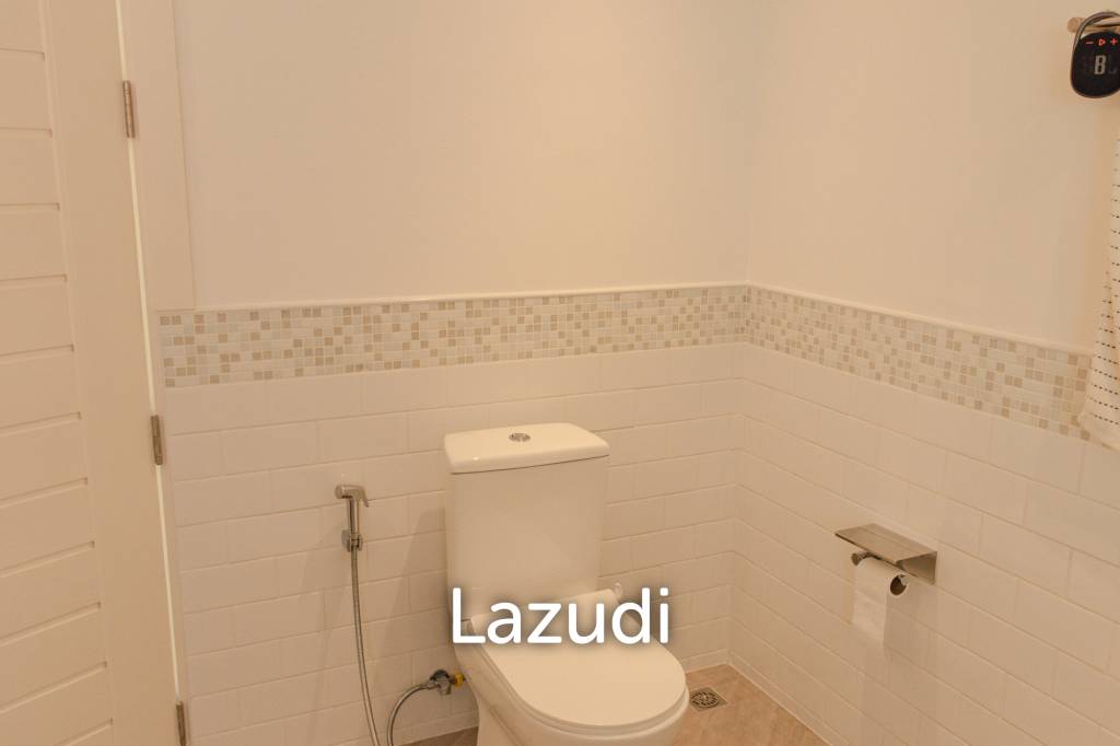 New 3 bed pool villa on a large corner plot