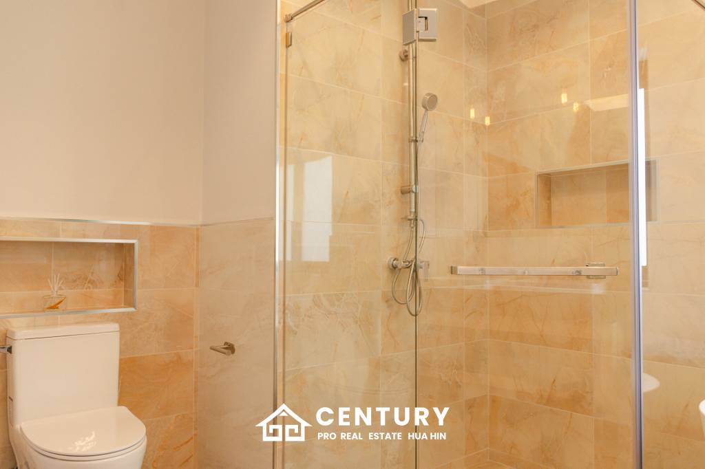 540 ตร.ม 3 เตียง 2 อาบน้ำ วิลล่า For ขาย