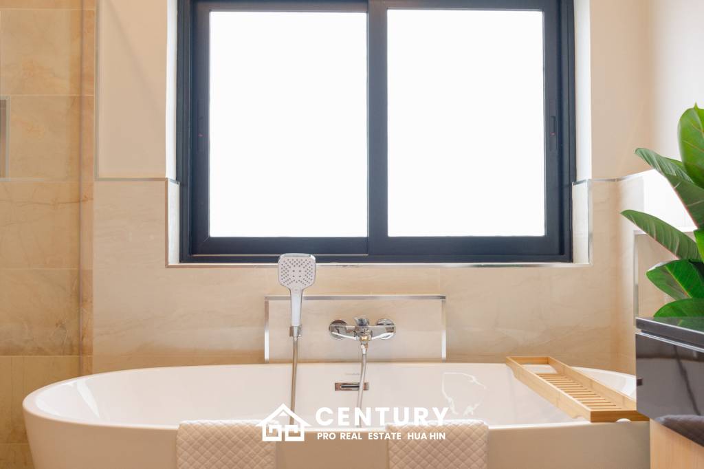 540 ตร.ม 3 เตียง 2 อาบน้ำ วิลล่า For ขาย