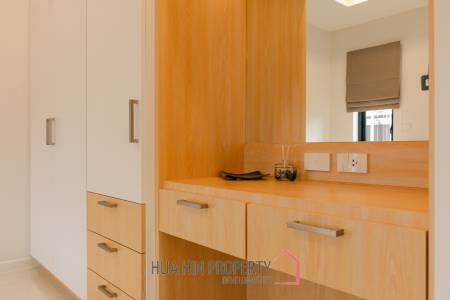Stunning 3-Bedroom Villa in Hua Hin with Pool