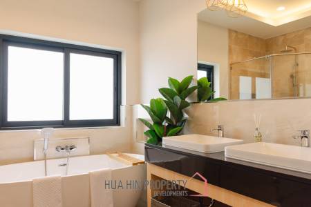 Stunning 3-Bedroom Villa in Hua Hin with Pool