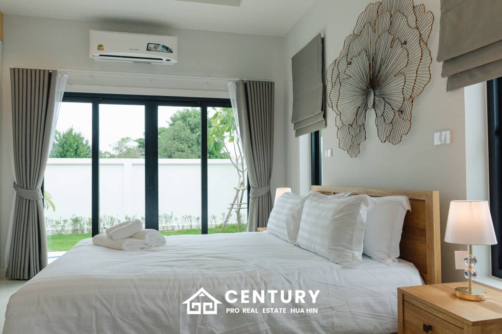 540 ตร.ม 3 เตียง 2 อาบน้ำ วิลล่า For ขาย