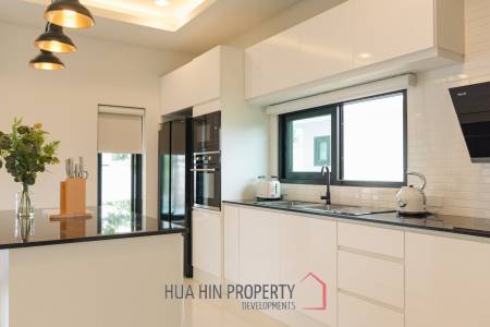 Stunning 3-Bedroom Villa in Hua Hin with Pool
