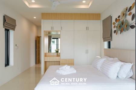 540 ตร.ม 3 เตียง 2 อาบน้ำ วิลล่า For ขาย