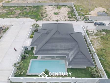 540 ตร.ม 3 เตียง 2 อาบน้ำ วิลล่า For ขาย