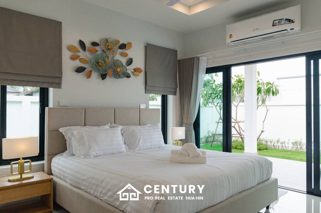 540 ตร.ม 3 เตียง 2 อาบน้ำ วิลล่า For ขาย