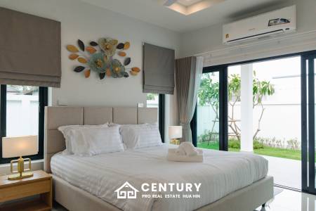 540 ตร.ม 3 เตียง 2 อาบน้ำ วิลล่า For ขาย