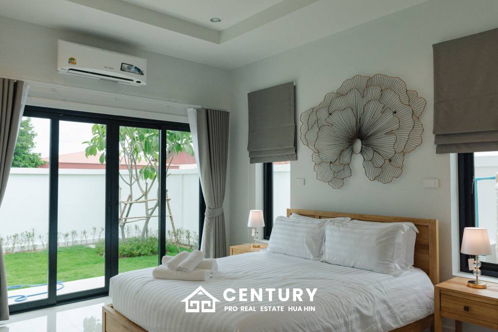 540 ตร.ม 3 เตียง 2 อาบน้ำ วิลล่า For ขาย