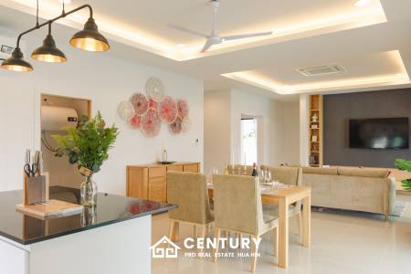 540 ตร.ม 3 เตียง 2 อาบน้ำ วิลล่า For ขาย