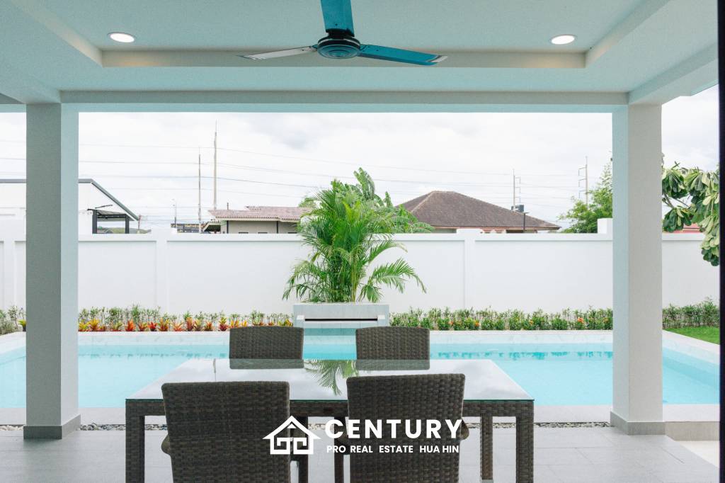 540 ตร.ม 3 เตียง 2 อาบน้ำ วิลล่า For ขาย