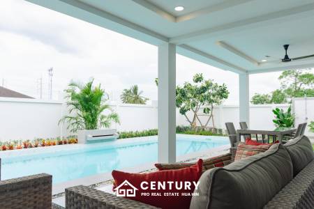 540 ตร.ม 3 เตียง 2 อาบน้ำ วิลล่า For ขาย