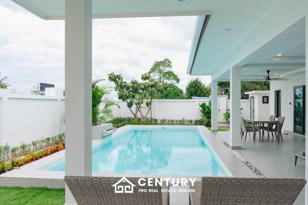 540 ตร.ม 3 เตียง 2 อาบน้ำ วิลล่า For ขาย