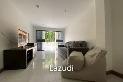3 Bedrooms 2 Bathrooms 167 SQ.M. Townhouse in Na Kluea