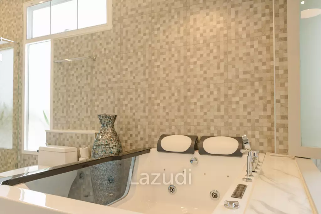 Luxurious 4-Bedroom Villa with Pool in Hua Hin