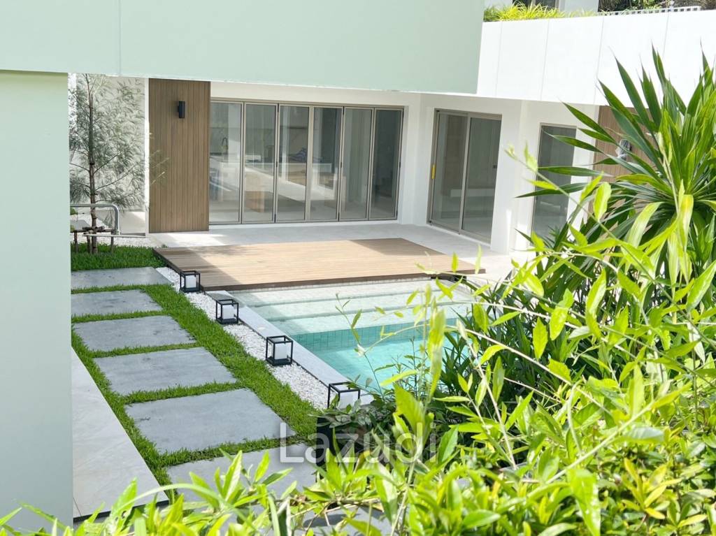 Modern 4-Bedroom Pool Villa In Kathu For Sale