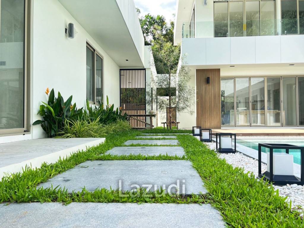 Modern 4-Bedroom Pool Villa In Kathu For Sale