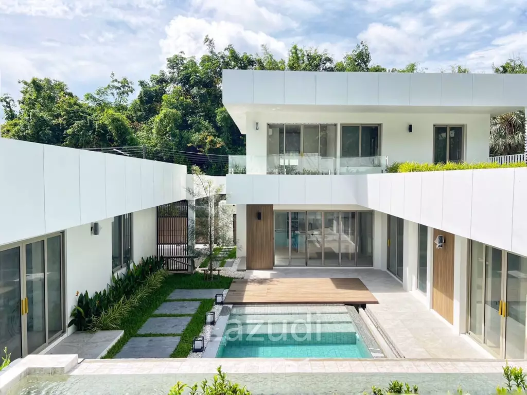 Modern 4-Bedroom Pool Villa In Kathu For Sale