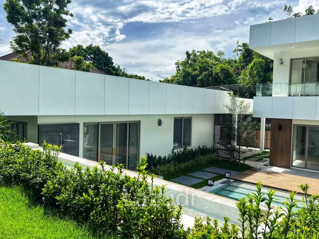 Modern 4-Bedroom Pool Villa In Kathu For Sale