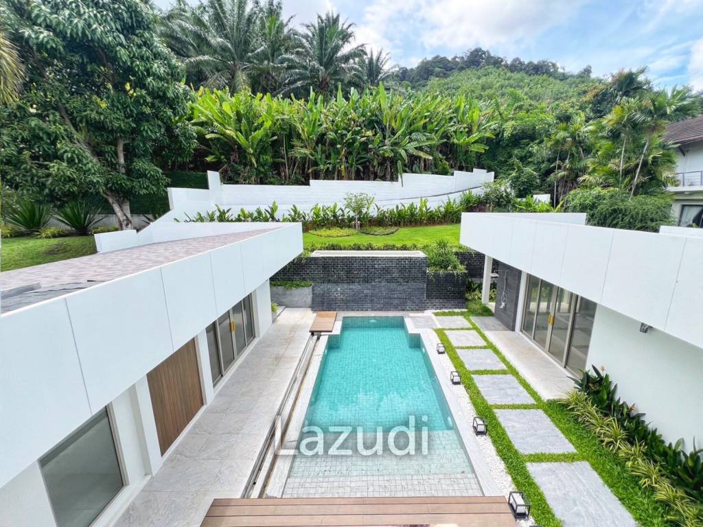 Modern 4-Bedroom Pool Villa In Kathu For Sale