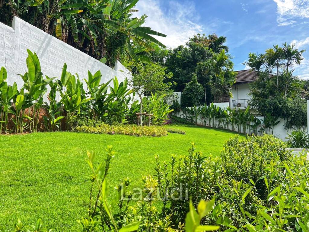 Modern 4-Bedroom Pool Villa In Kathu For Sale