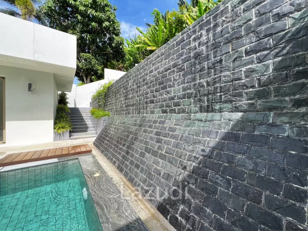 Modern 4-Bedroom Pool Villa In Kathu For Sale