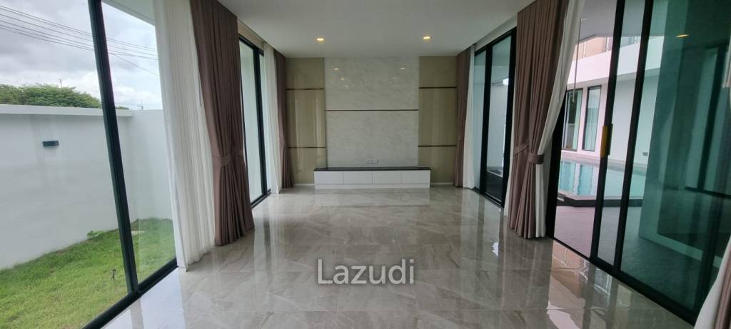 5 Beds 6 Baths 419 SQ.M. Brand New Villa Huay Yai