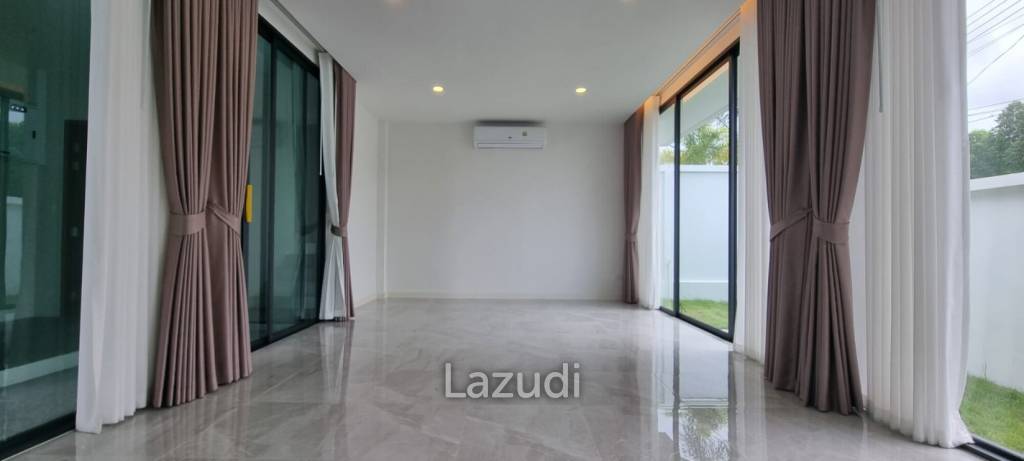 5 Beds 6 Baths 419 SQ.M. Brand New Villa Huay Yai