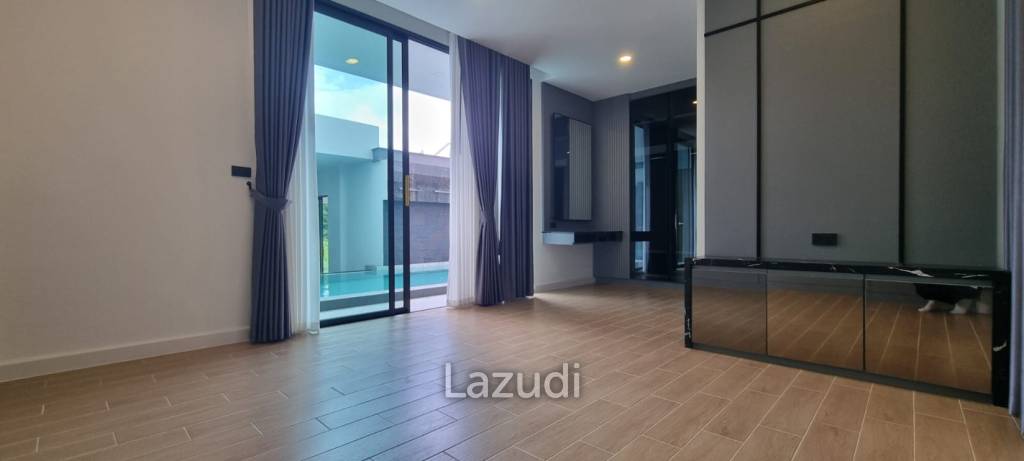 5 Beds 6 Baths 419 SQ.M. Brand New Villa Huay Yai