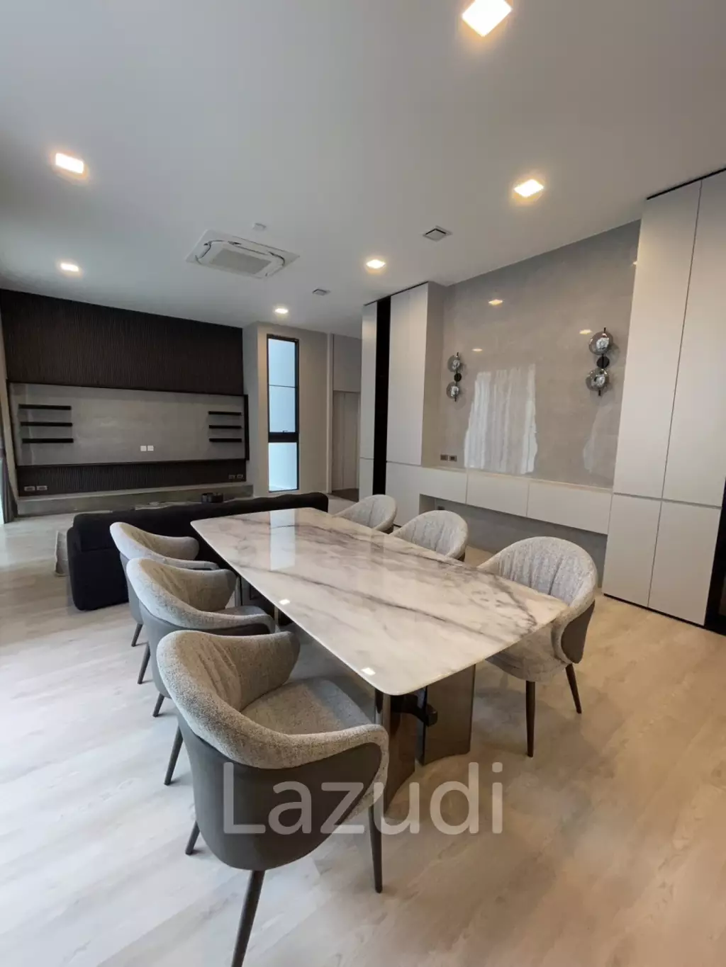 4 Bed 5 Bath 421 SQ.M VIVE2 Krungthep Kreetha