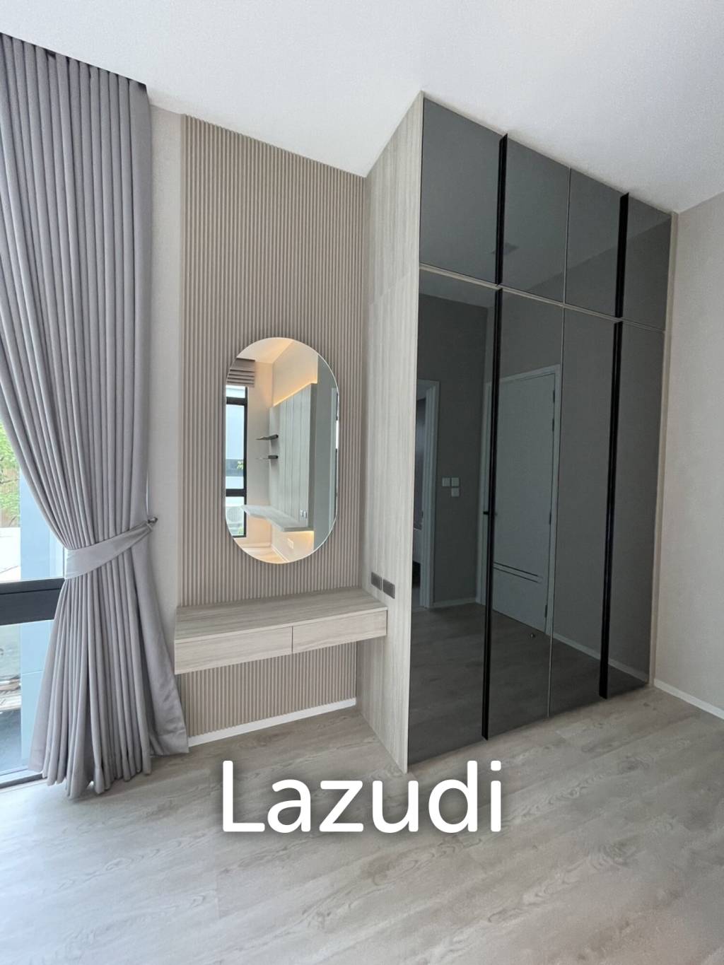 4 Bed 5 Bath 421 SQ.M VIVE2 Krungthep Kreetha