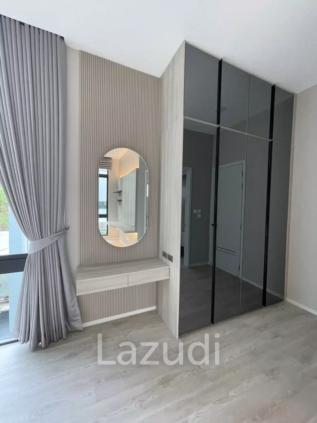 4 Bed 5 Bath 421 SQ.M VIVE2 Krungthep Kreetha