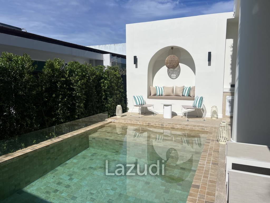 3-Bedroom Pool Villa with Chalong Bay View