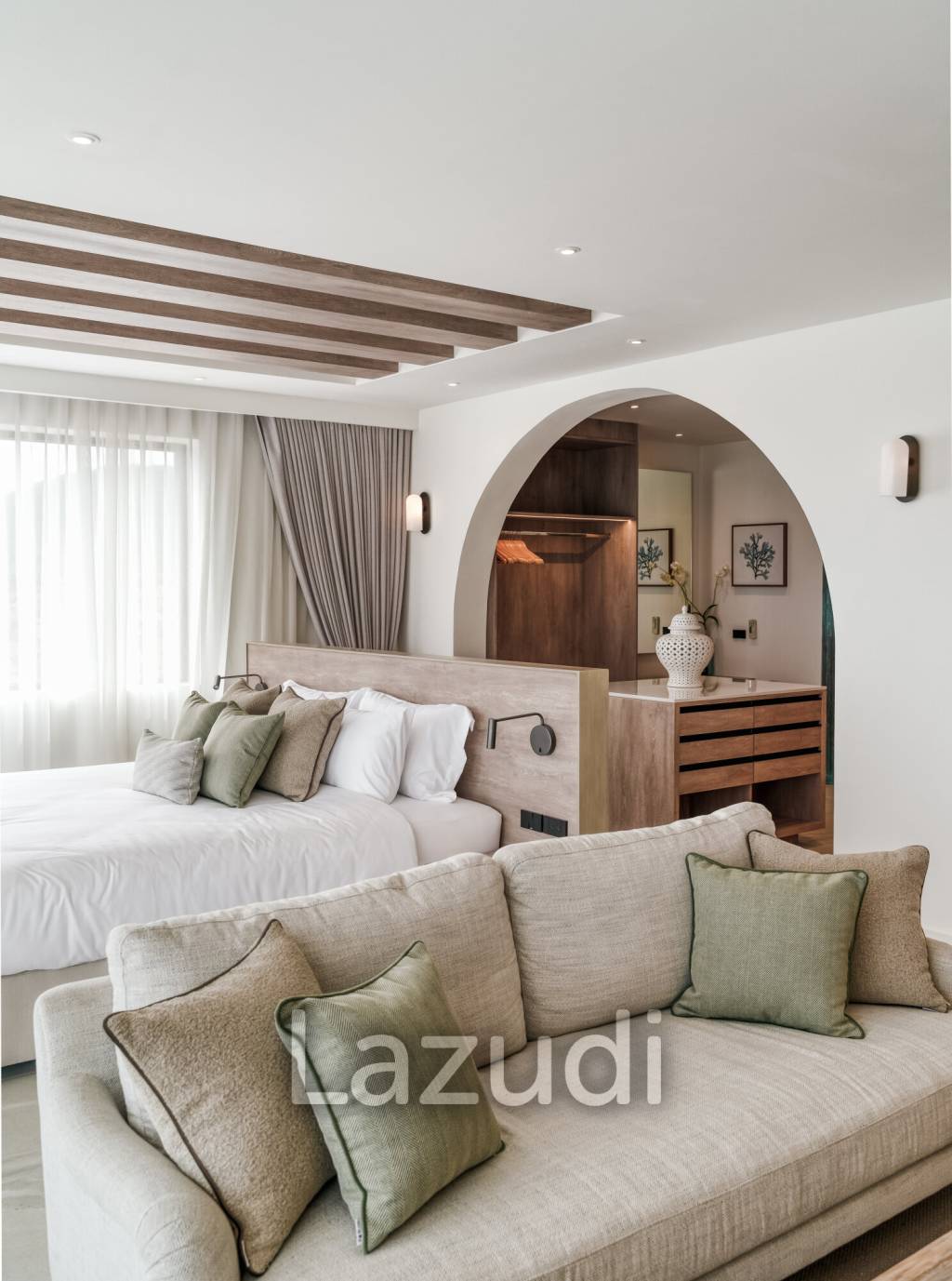 3-Bedroom Pool Villa with Chalong Bay View