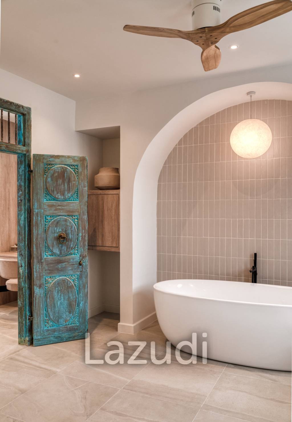 3-Bedroom Pool Villa with Chalong Bay View