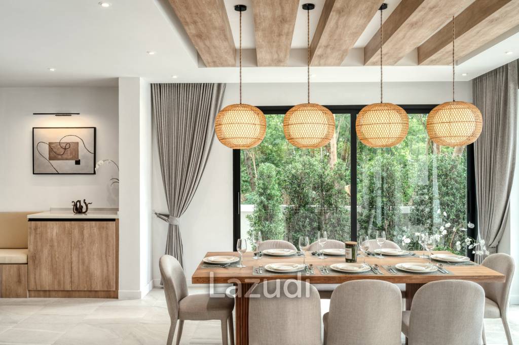 3-Bedroom Pool Villa with Chalong Bay View