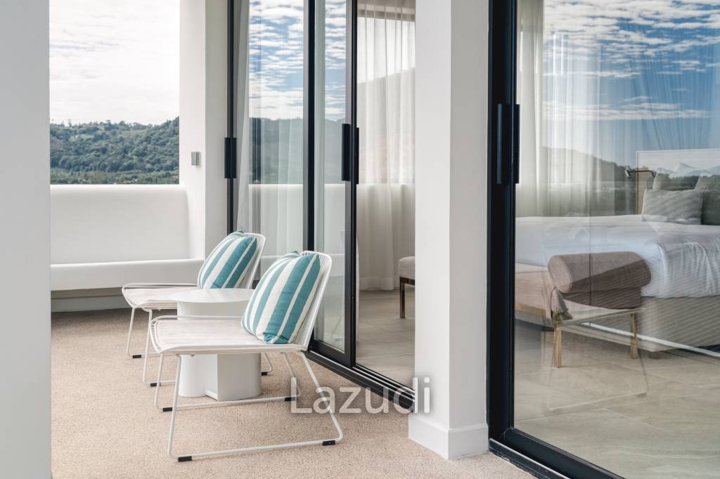 3-Bedroom Pool Villa with Chalong Bay View