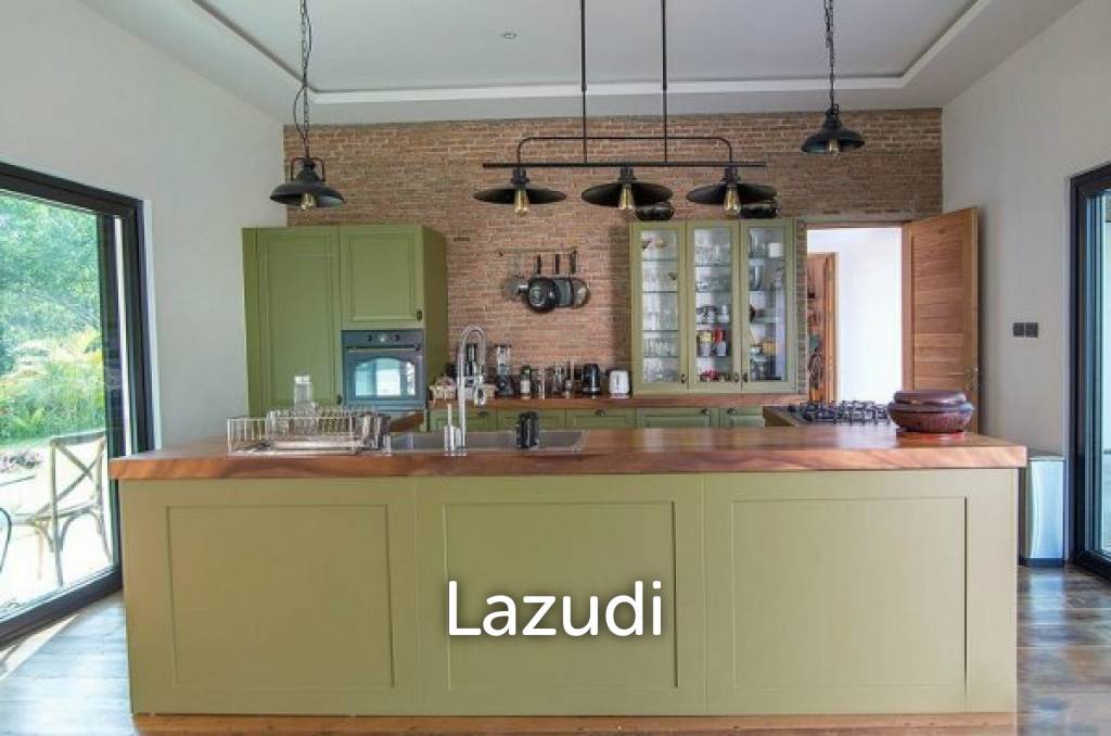 2,000 Sqm 5 Bed 5 Bath Villa For Sale