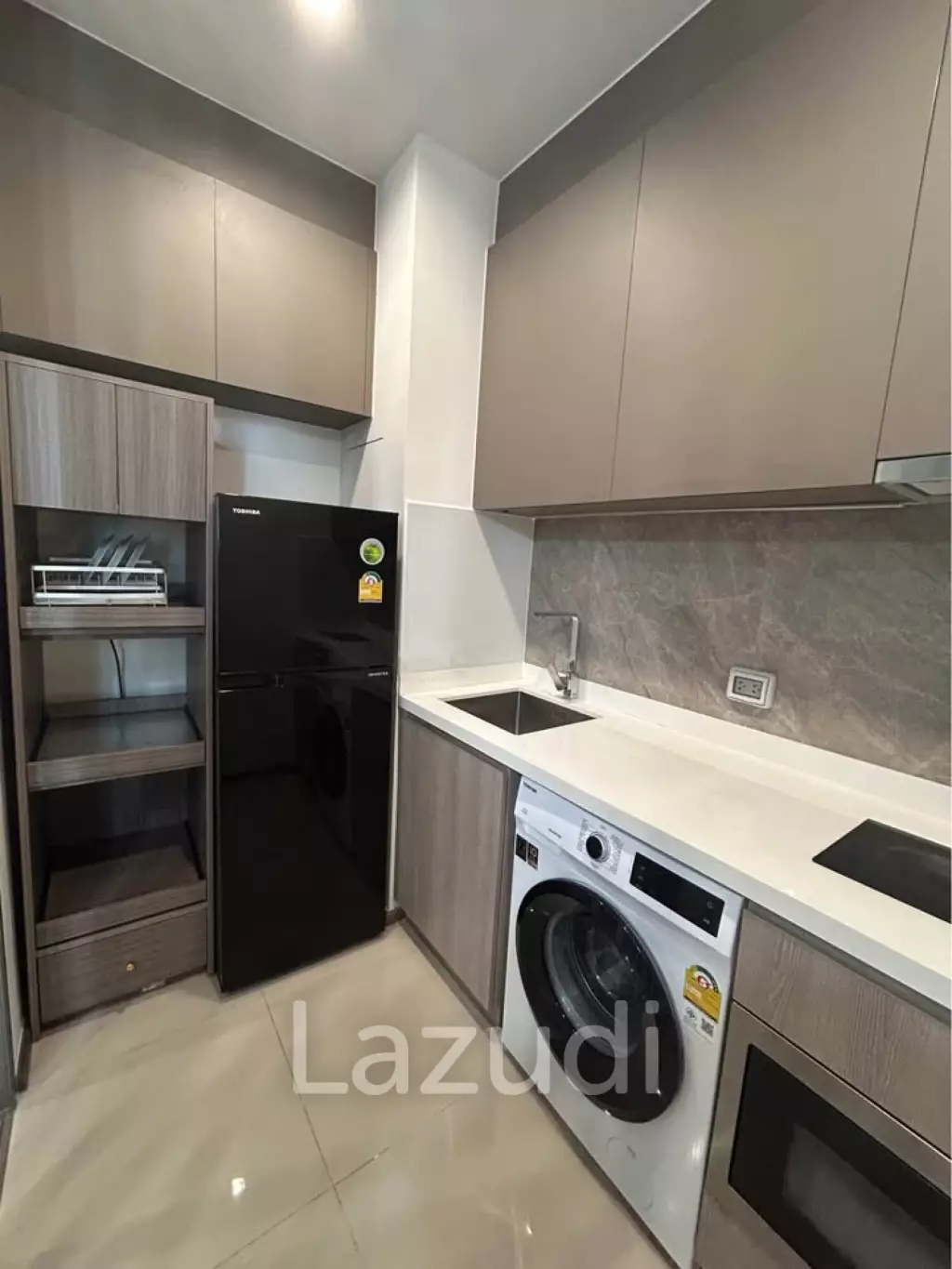 1 Bed 1 Bath 45 SQ.M RHYTHM Charoenkrung Pavilion