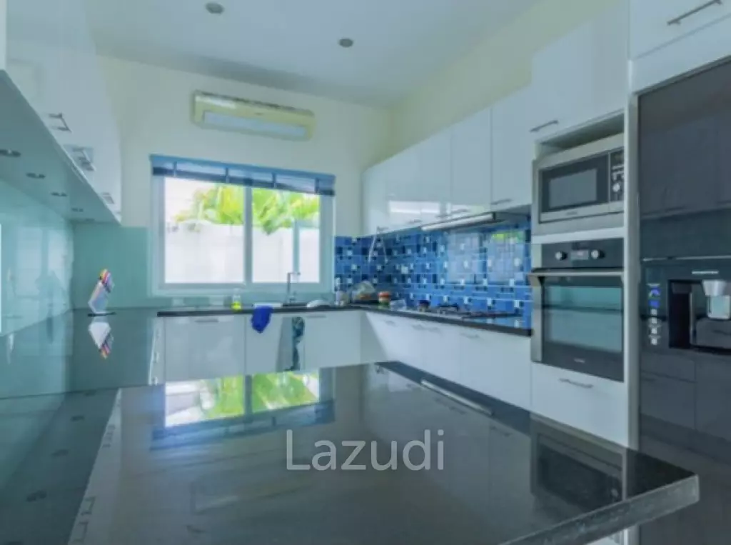 PALM VILLAS : 3 bed pool villa