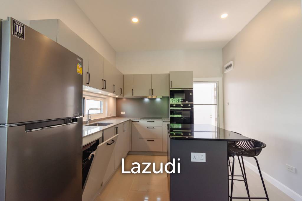 480 ตร.ม 3 เตียง 3 อาบน้ำ วิลล่า For ขาย