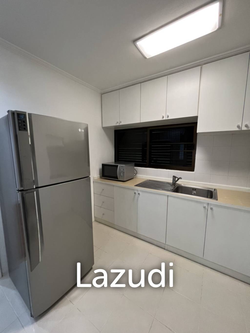 2 Bedroom 1 Bathroom Condo 85 Sqm. at Acadamia Grand Tower