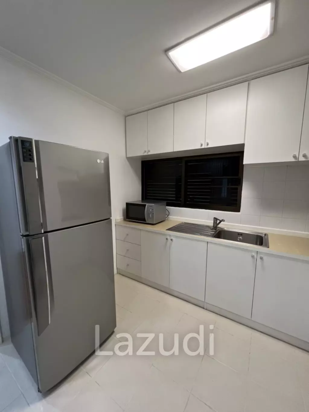 2 Bedroom 1 Bathroom Condo 85 Sqm. at Acadamia Grand Tower