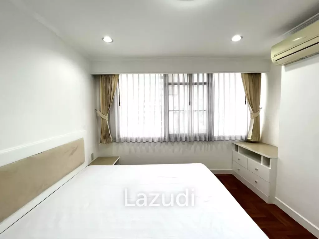 2 Bedroom 1 Bathroom Condo 85 Sqm. at Acadamia Grand Tower
