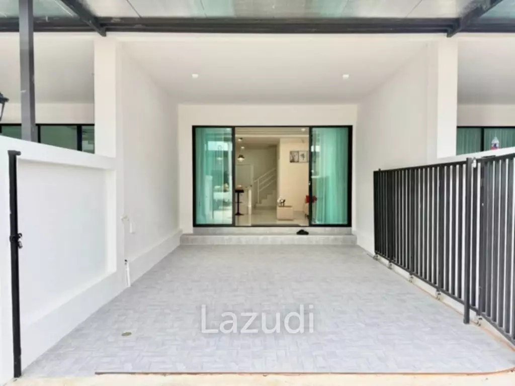 2 Beds 3 Baths 110 SQ.M. Rattanakorn Village 17