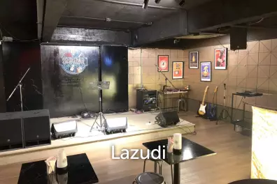 350SQM Prime Corner Bar/Club Set up Middle of Thong Lo 10! 1MB Takeover Fully Fitted