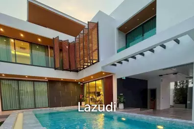 4 Beds 5 Baths 330 SQ.M. Jomtien Beach Paradise