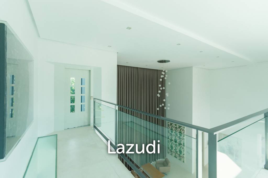 1,250 ตร.ม 6 เตียง 6 อาบน้ำ วิลล่า For ขาย